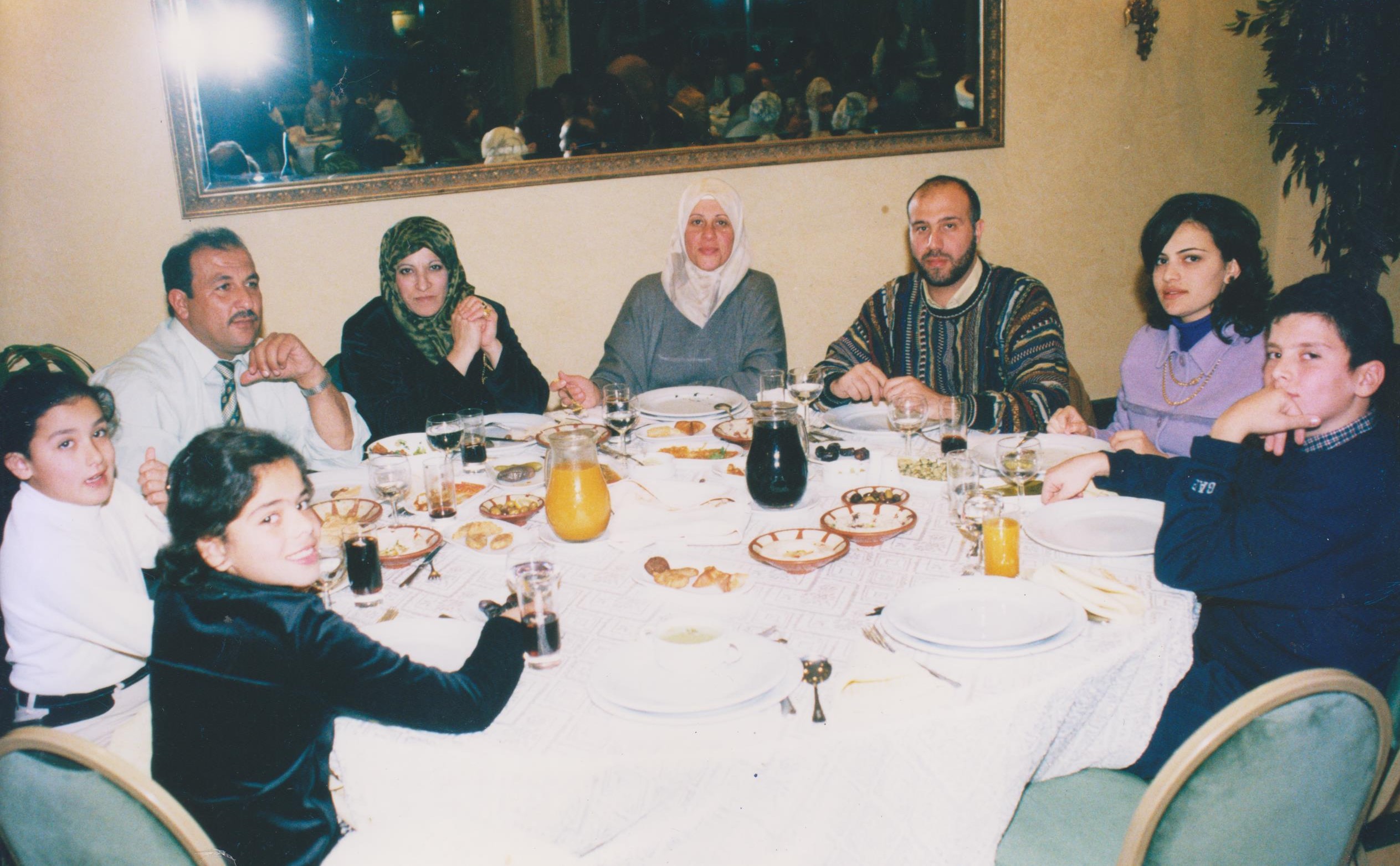 صورة من ألبوم 2001